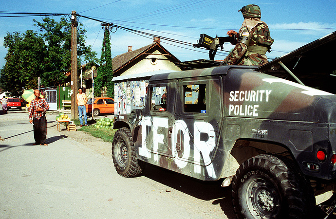 a-member-of-the-4100th-group-task-force-eagle-guards-the-convoy-with-an-m60-361af3-1024