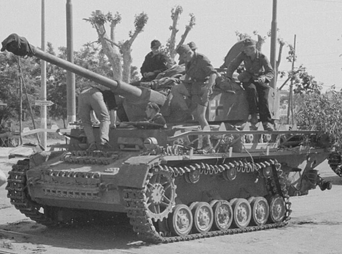 A short-tracked Panzer IV.