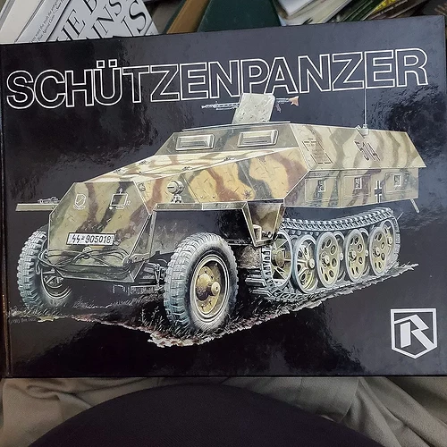 1000043061