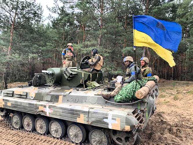 UA_25th_brigade_BMP-1TS_02