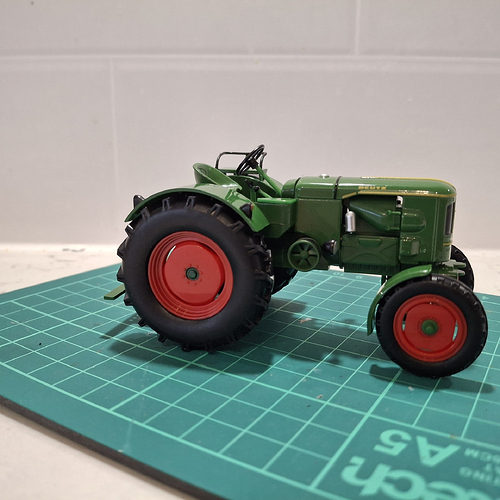 Tractor (1)