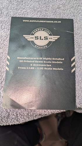 1000052570