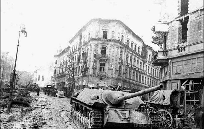 Jagdpanzer IV-70 V Budapest February 1945