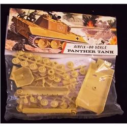 First Tank Model Airfix Panther T_2 Poly Bag 03