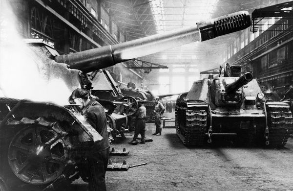 Soviet Tank Factory WWII 005