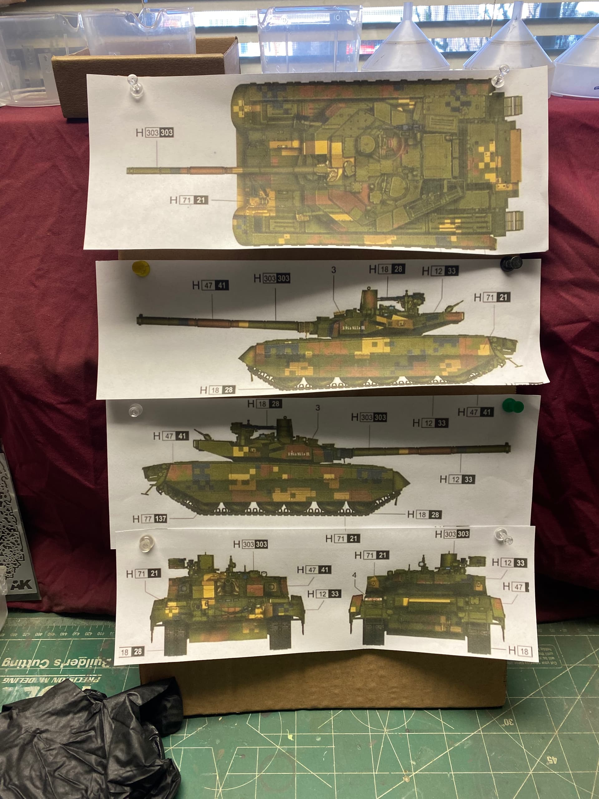 Vandalizing a T-84BM Oplot's digital camouflage - Modern