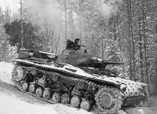 MiniArt-1-35-Pz-Kpfw-III-Ausf-D-SS-division-NORD-1942-Eureka-yr-minitures-23