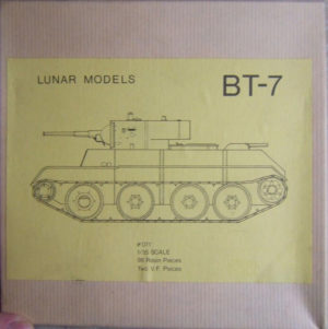 LUNAR-MODELS-WW-II-BT-7-RUSSIAN-SOVIET-CALVARY-TANK-RESIN-MODEL-TANK-KIT-300x3011