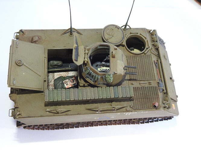 M113 4