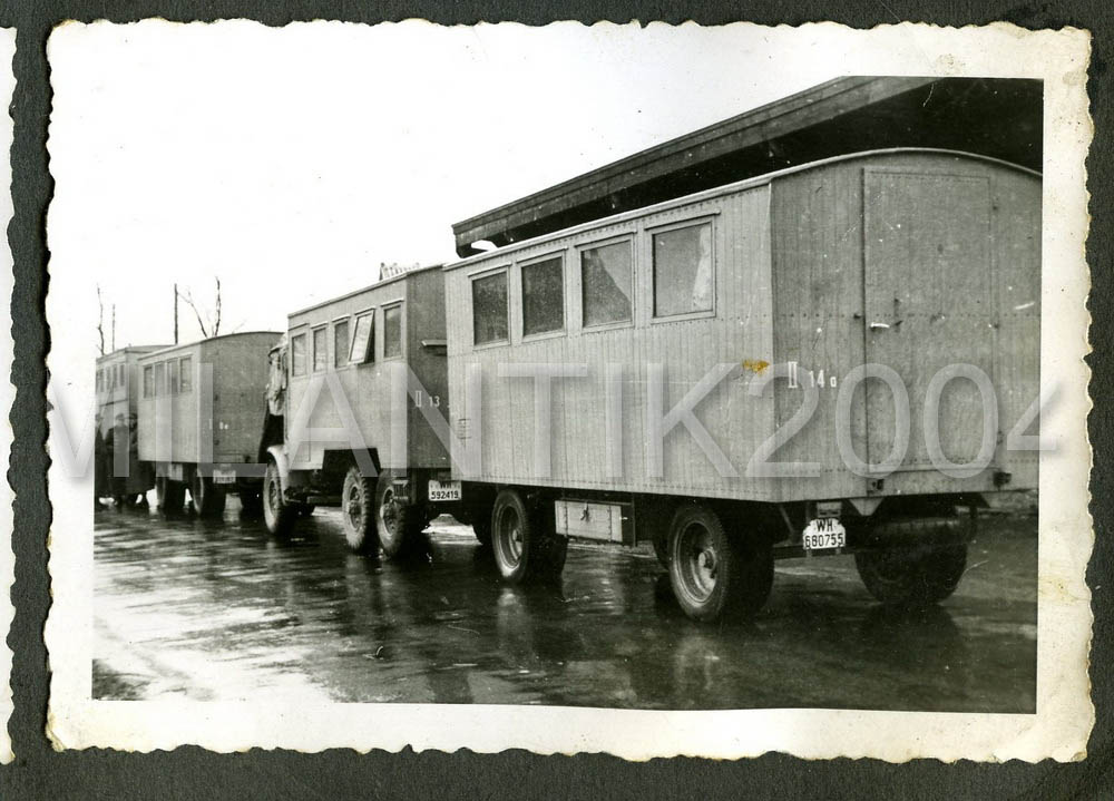 Captured Retriever and Thornycroft Tartar with trailers as Werkstatt p1