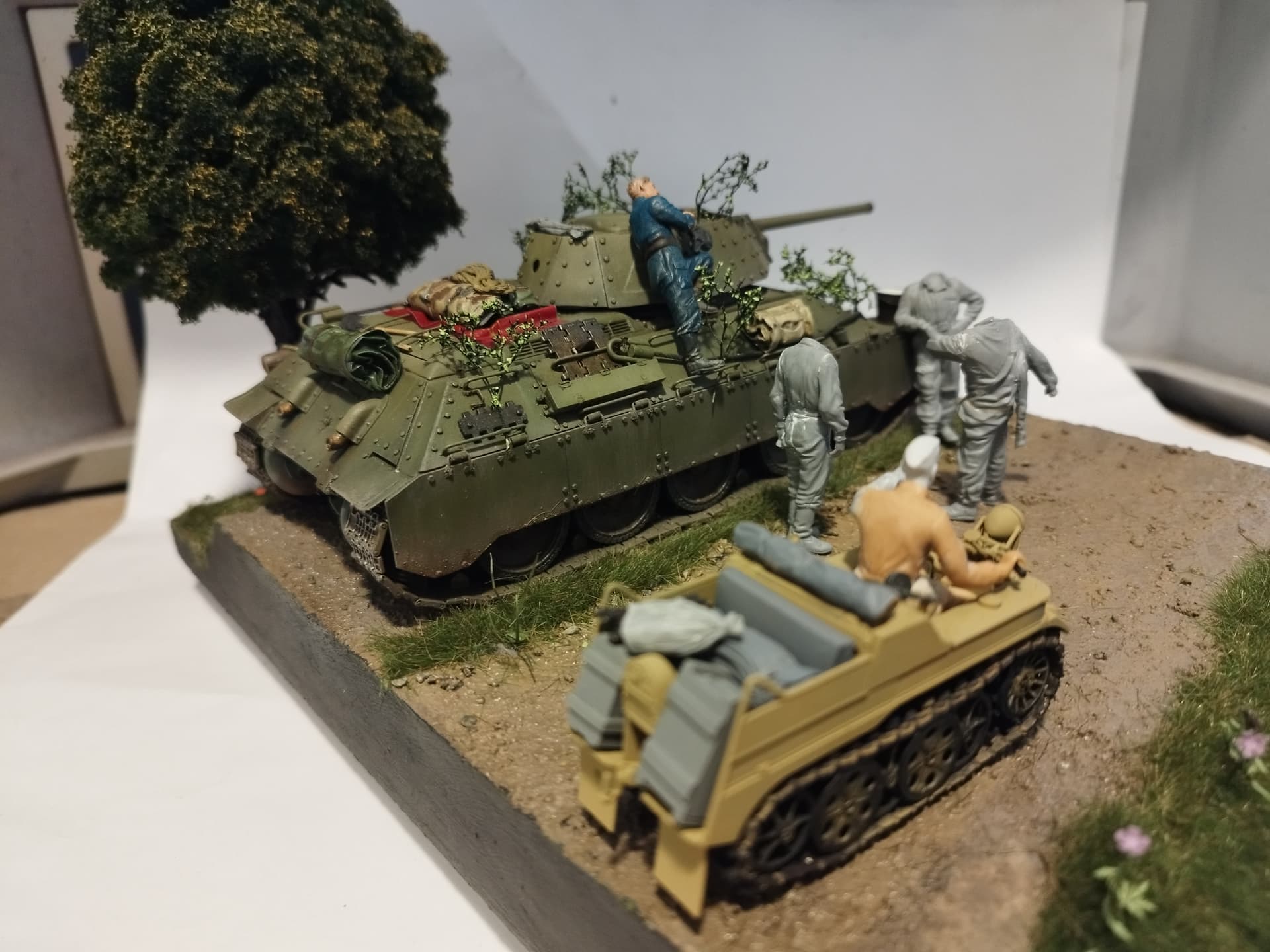 Tried to improve the Border Models T-34 with spaced armor - WWII Allied ...