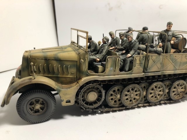 Tamiya German FAMO & Sd.Ah.116 Half-Track+ Tank Transporter Model Kit Scale  1:35