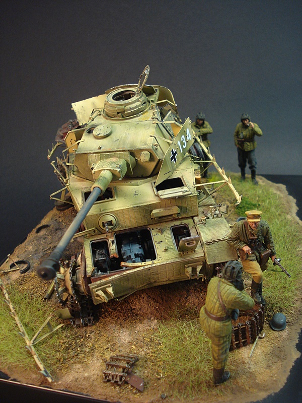 Panzer IV Ausf J Early Destroyed, WIP - 1/35 - Dioramas - KitMaker Network