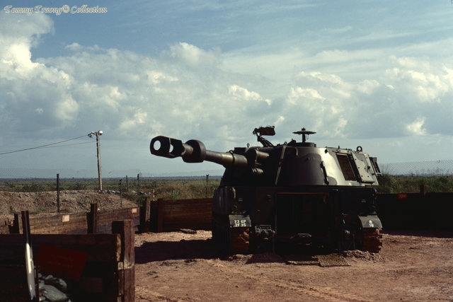 M109 in Long Binh Base Biên Hòa 1969_2