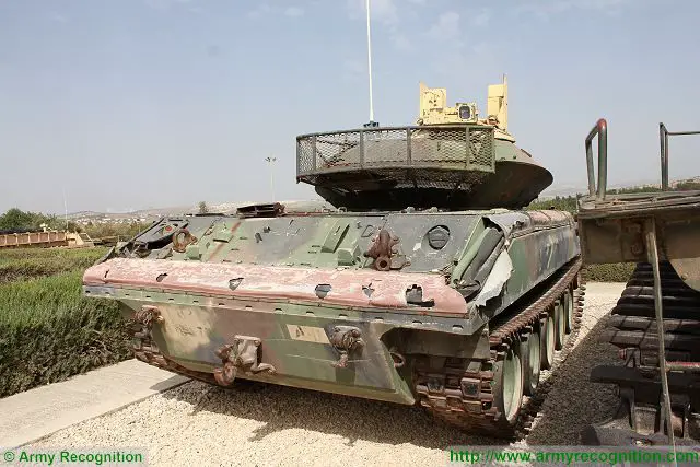 M551_Sheridan_tracked_light_reconnaissance_vehicle_tank_United_States_US_army_military_equipment_005